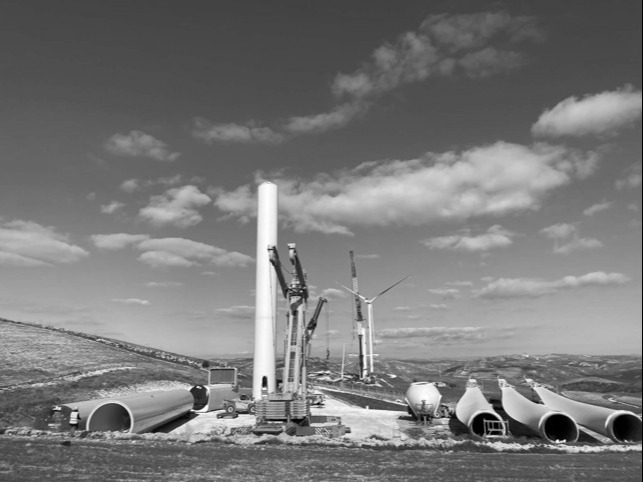 Rinnovabili ferme al via: il labirinto delle autorizzazioni che blocca la transizione energetica